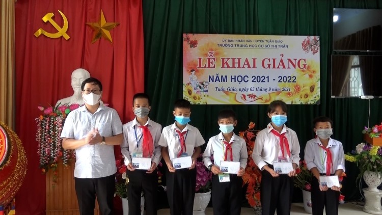 KHAI GIẢNG NĂM HỌC MỚI ĐẶC BIỆT 2021-2022 CỦA TRƯỜNG THCS THỊ TRẤN