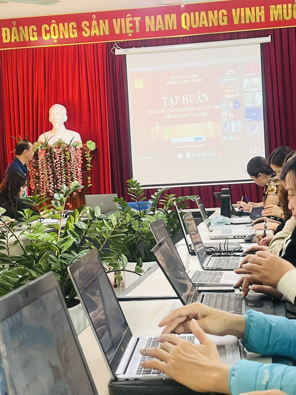 TẬP HUẤN TĂNG CƯỜNG KỸ NĂNG PHÒNG, CHỐNG MA TÚY